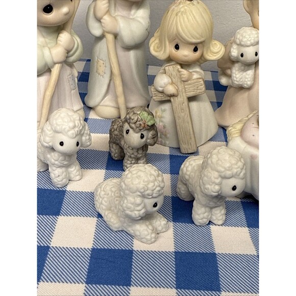 1986 Precious Moments Nativity Set 11 Pc “Come Let Us Adore Him” Figurines - Picture 6 of 16